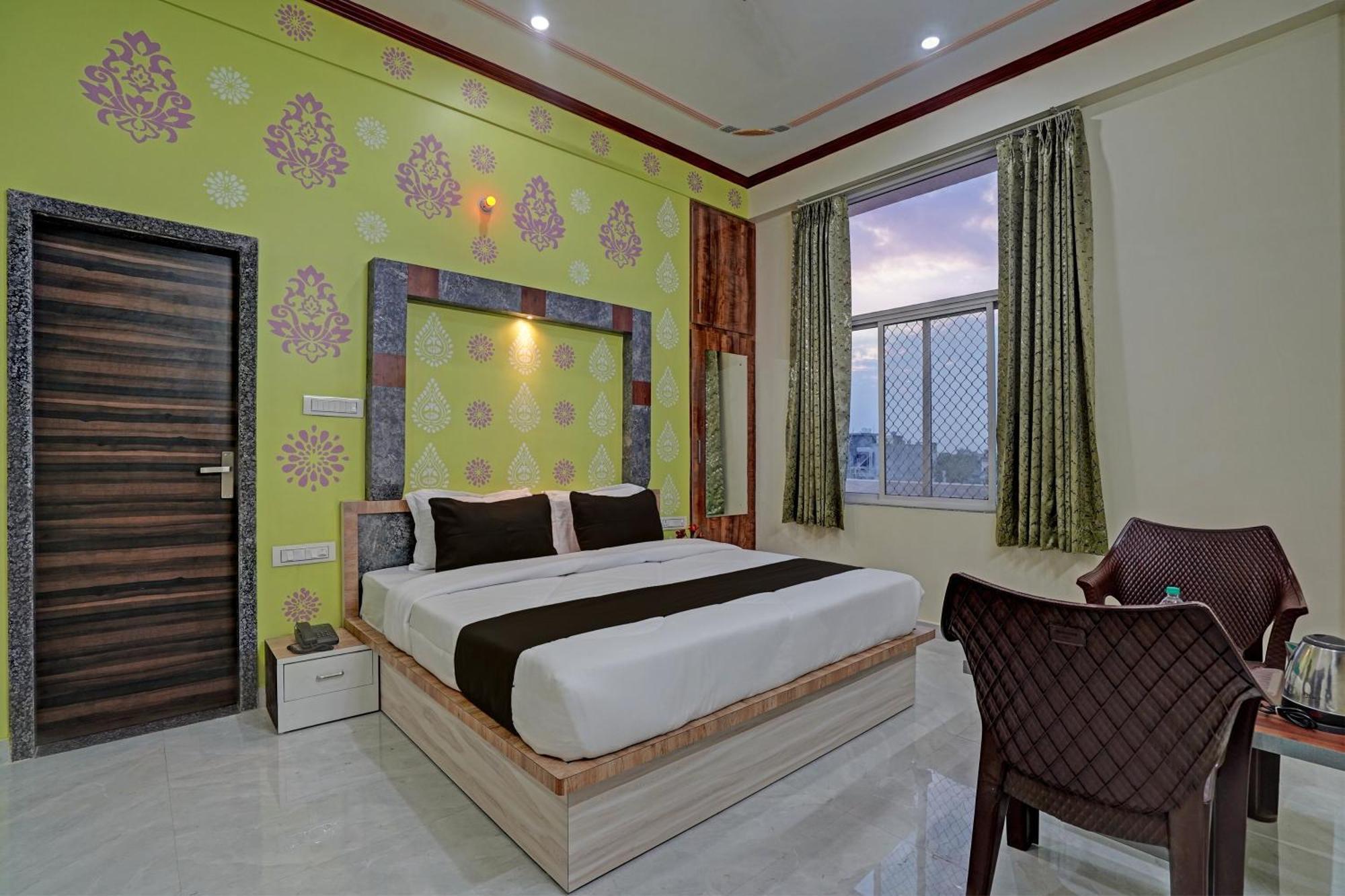 Hotel O Surya Mahal Jaipur Exteriör bild