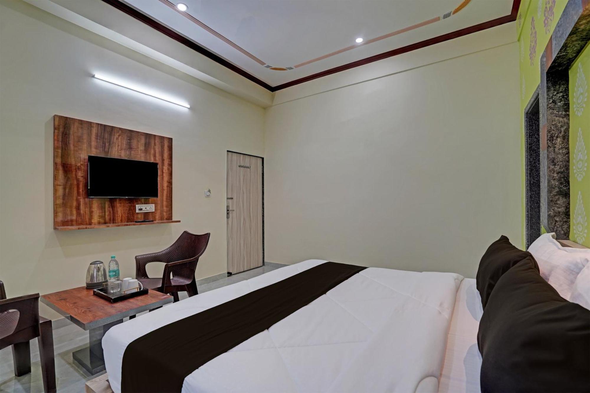 Hotel O Surya Mahal Jaipur Exteriör bild