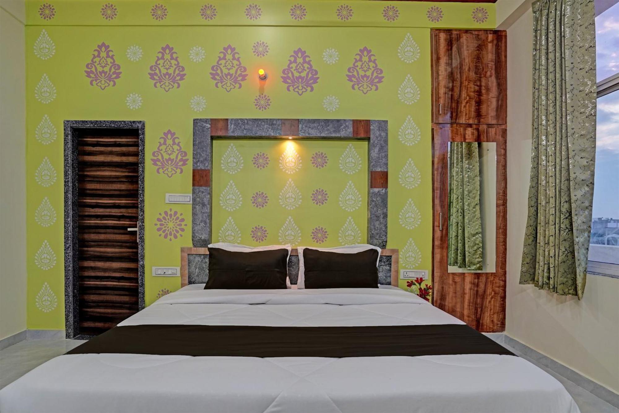 Hotel O Surya Mahal Jaipur Exteriör bild