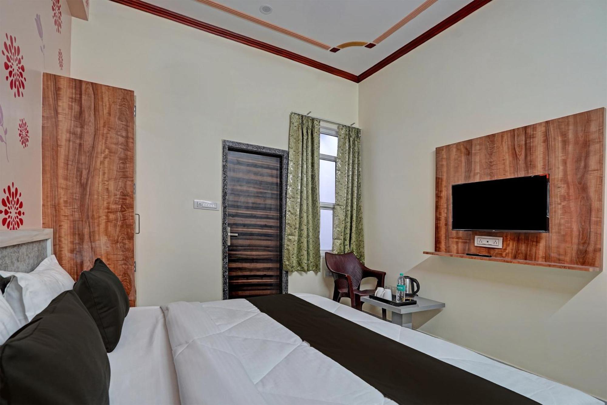Hotel O Surya Mahal Jaipur Exteriör bild