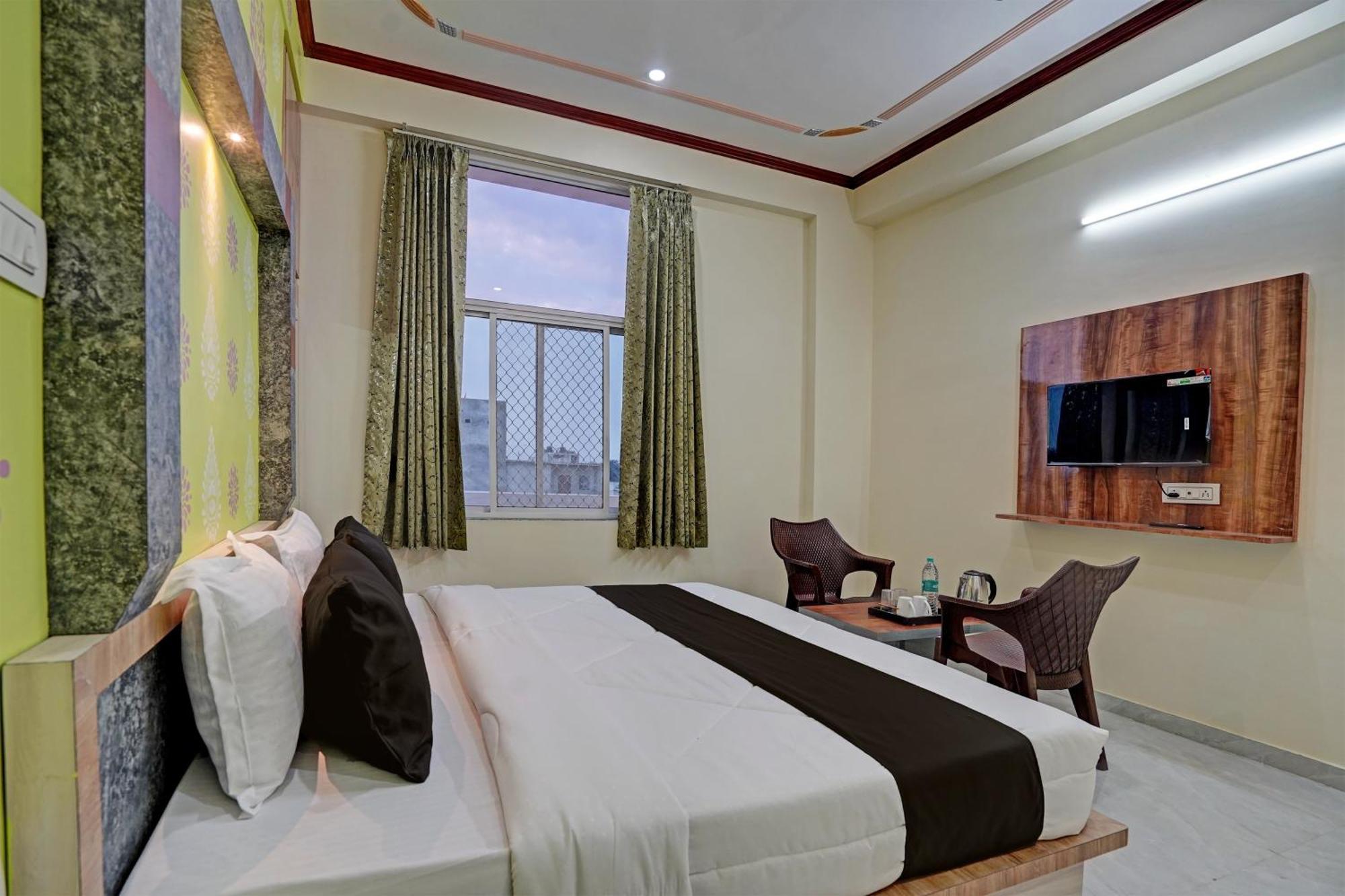 Hotel O Surya Mahal Jaipur Exteriör bild