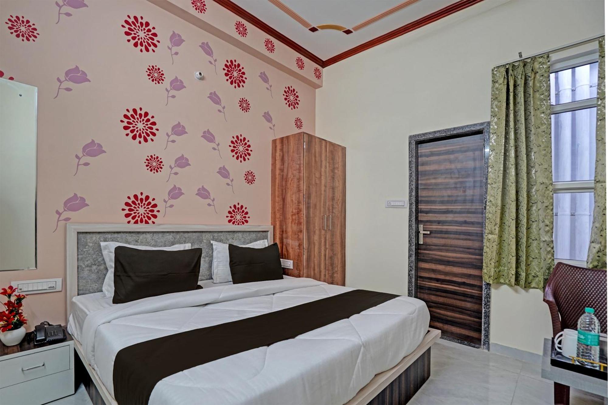 Hotel O Surya Mahal Jaipur Exteriör bild